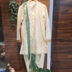 Men’s Pattu Kurta & Doti Set